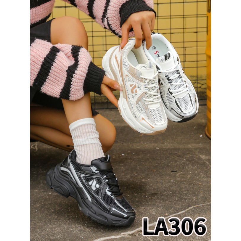 LA306