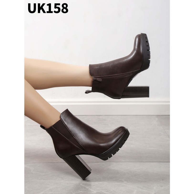 UK158