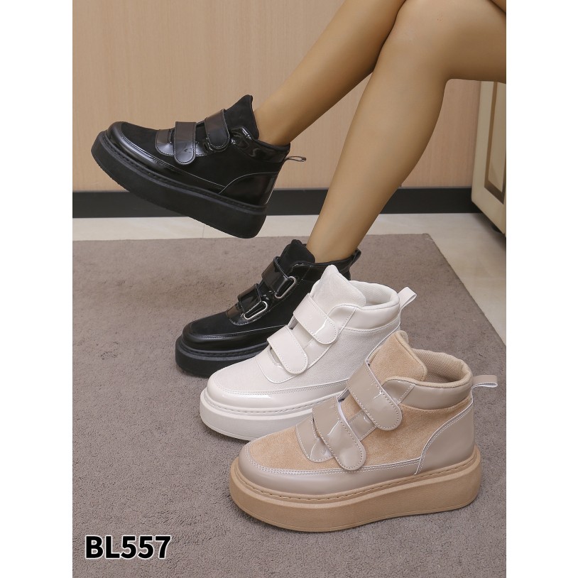 BL557
