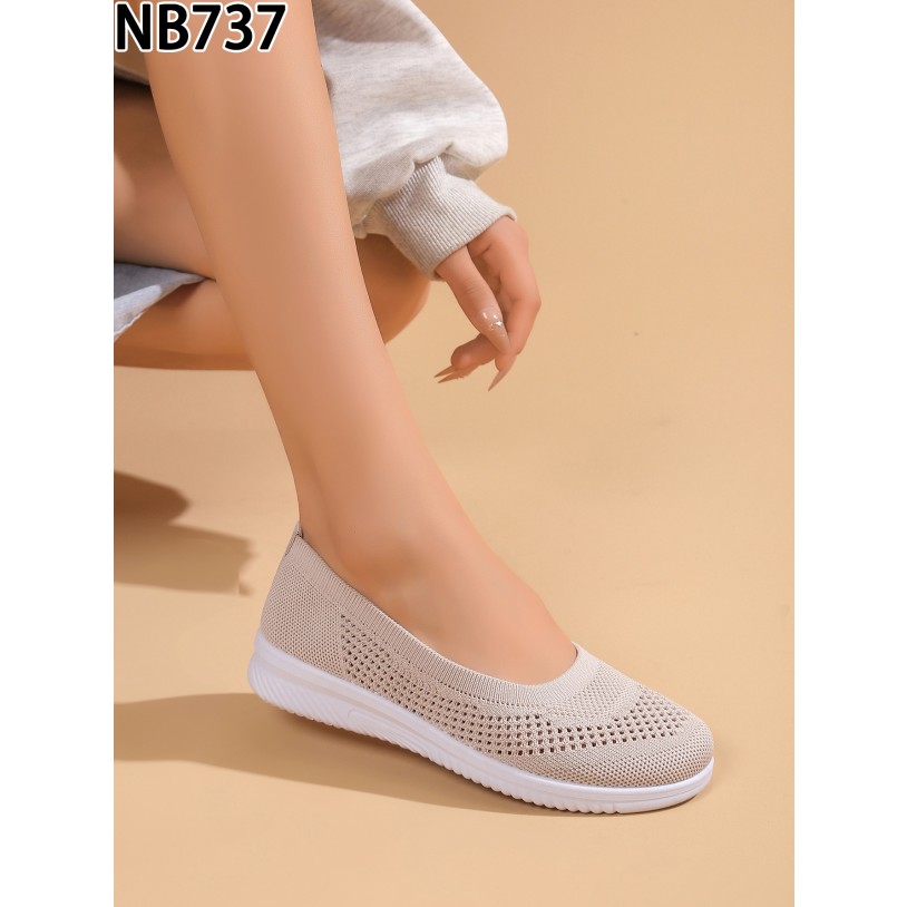 NB737