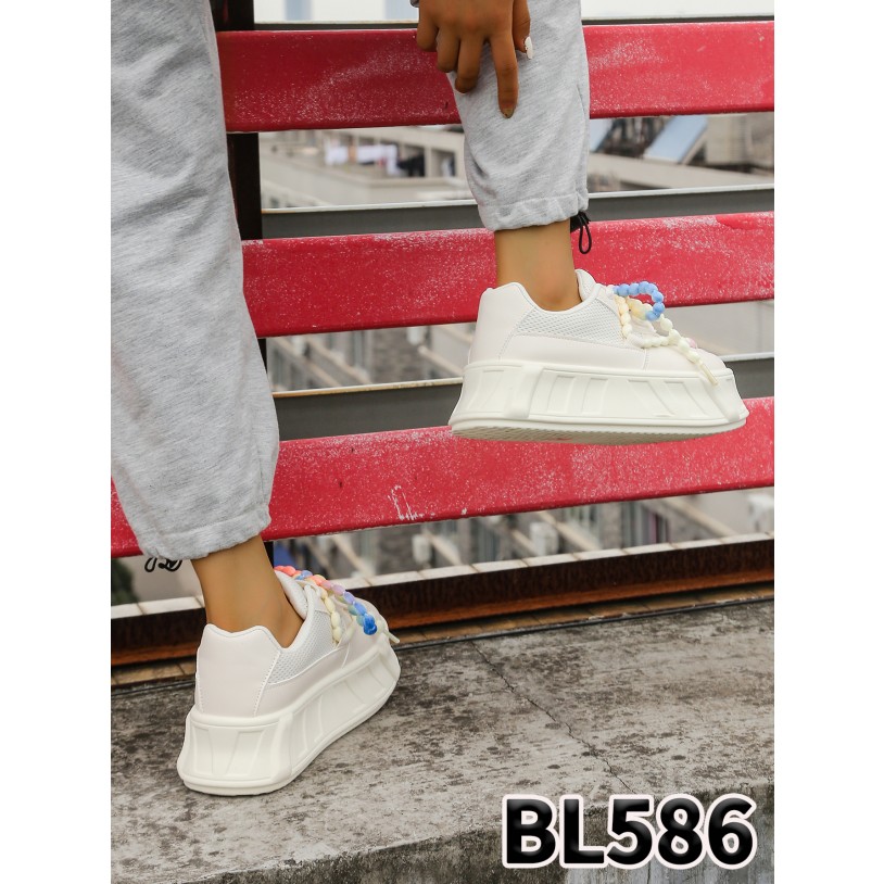 BL586
