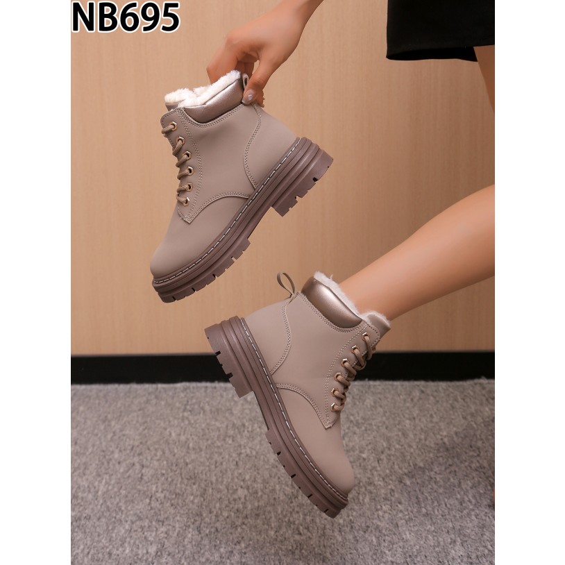 NB695