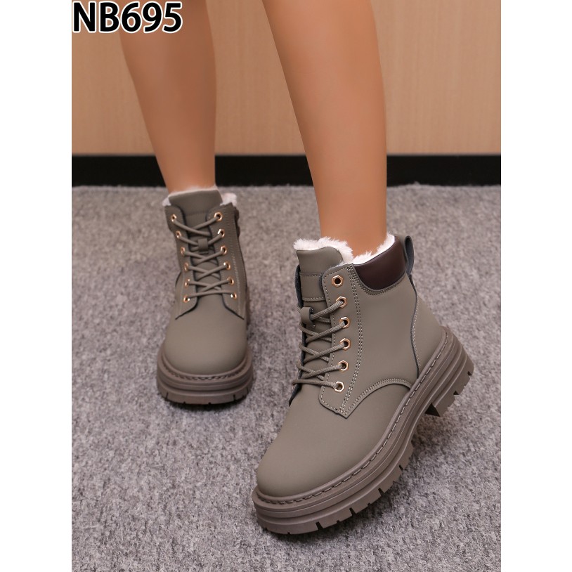NB695