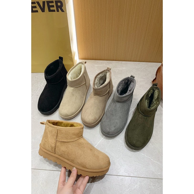 Y32