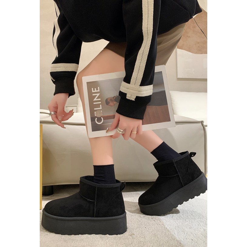 Y35