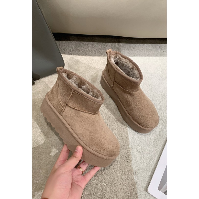 Y35