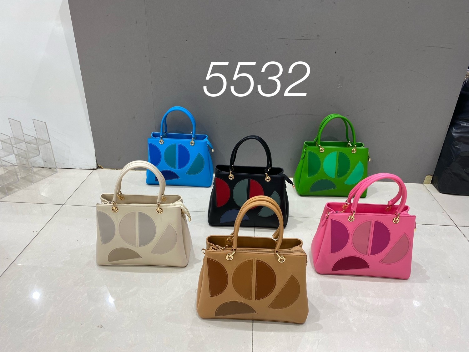 22B-5532(3B1