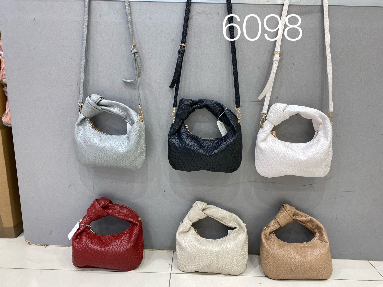 24P-6098(3fB1