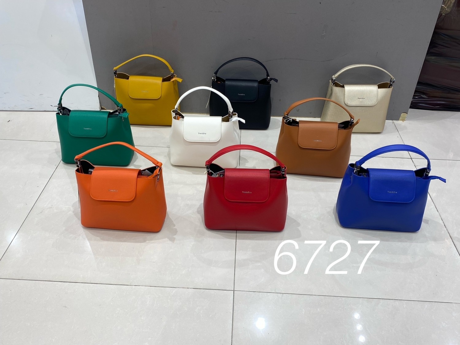 6727 (B12