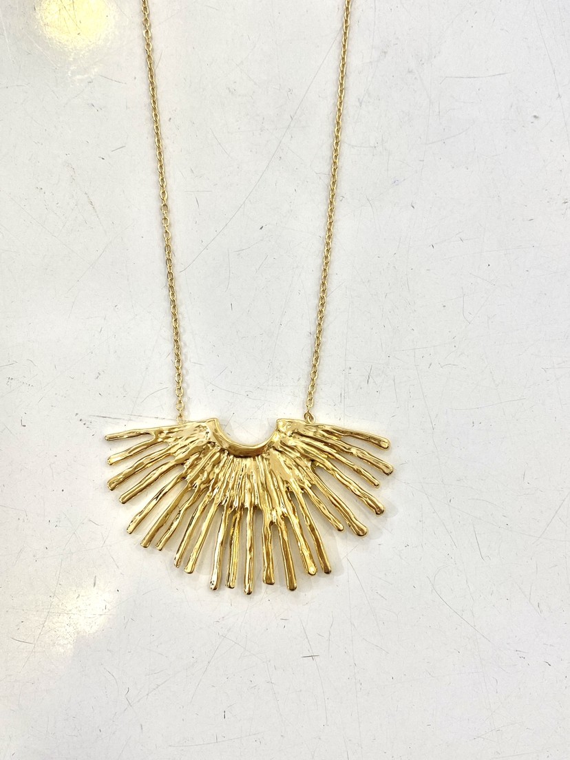 COLLIER49