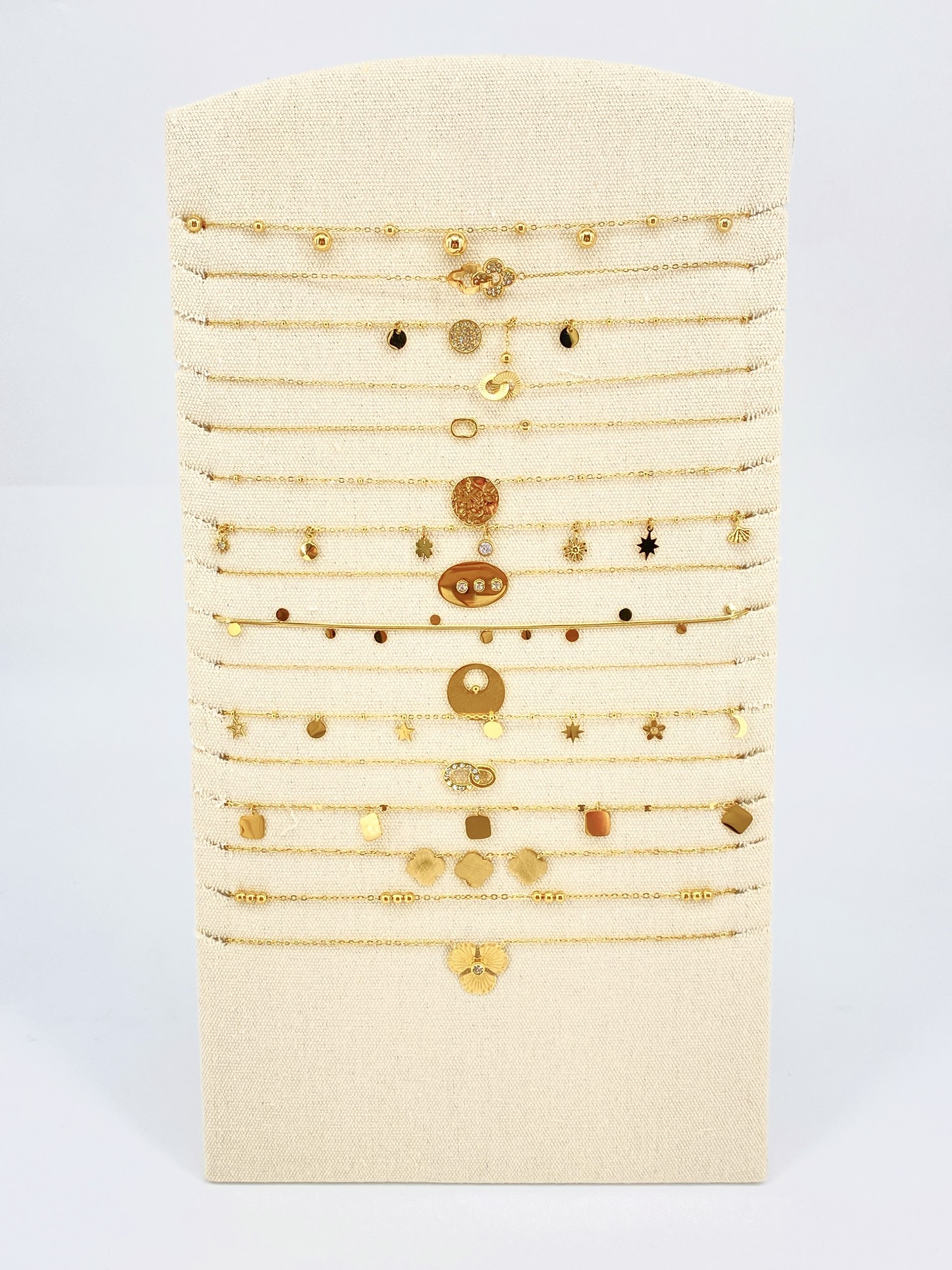 LOT16COLL620-1
