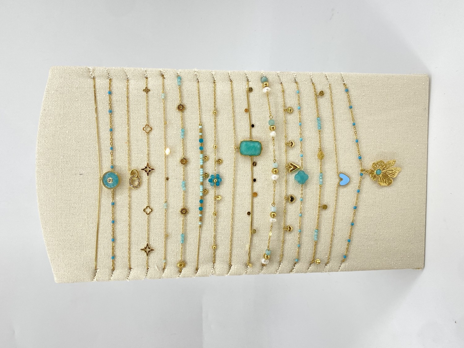 LOT16COLL650-4