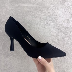 8428-Black