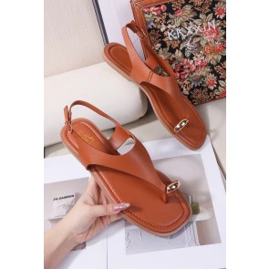 DM-7G06 Grande pointure